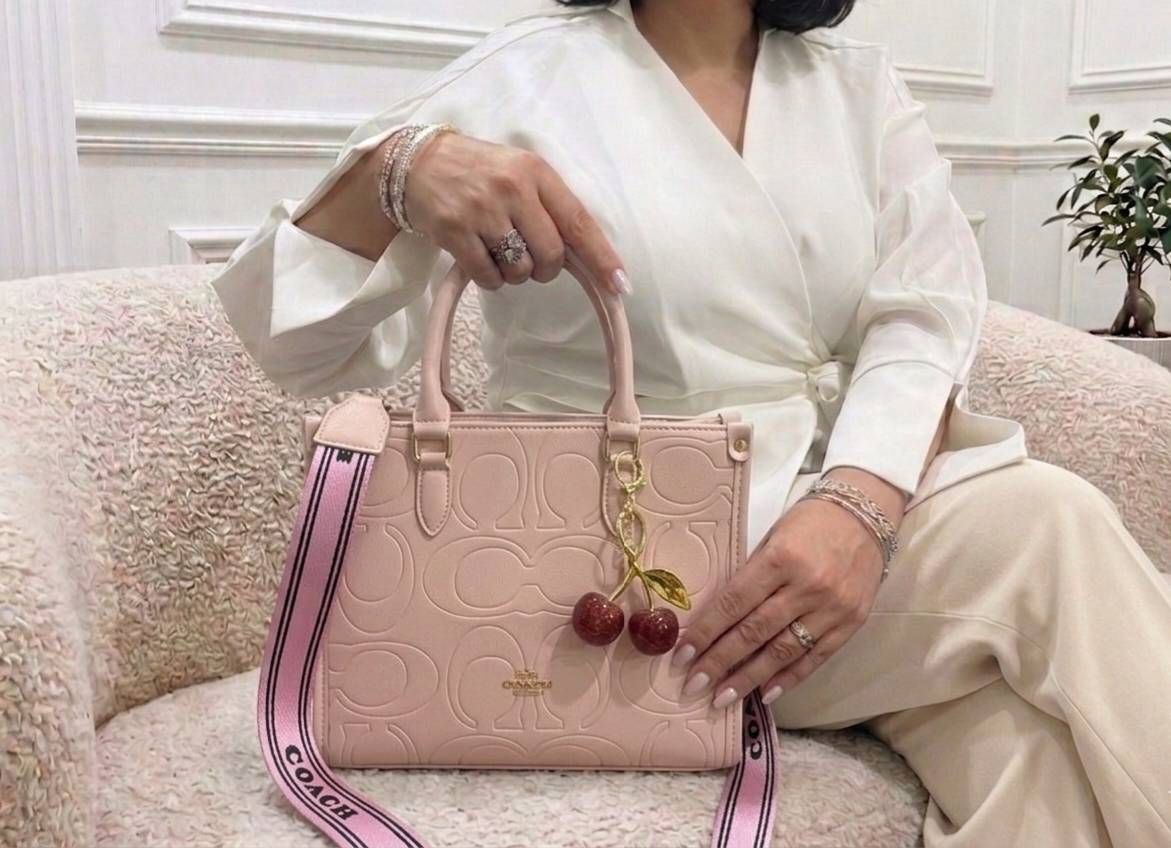 کیف جدید زنانه مارکدار کوچ  وارداتی همراه بند بلندو اکسسوری